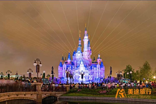 香港上海迪士尼乐园商店 wKgBZ1o3V9-AXcvOAAD6ucwECRY47.jpeg?imageView2%2F2%2Fw%2F510%2Fh%2F8000%2Fq%2F100