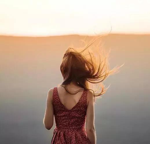 什么叫做有思想的女人 wKgBZ1ogGbGAdHBMAABNN5A2aEE44.jpeg?imageView2%2F2%2Fw%2F600%2Fh%2F600%2Fq%2F90