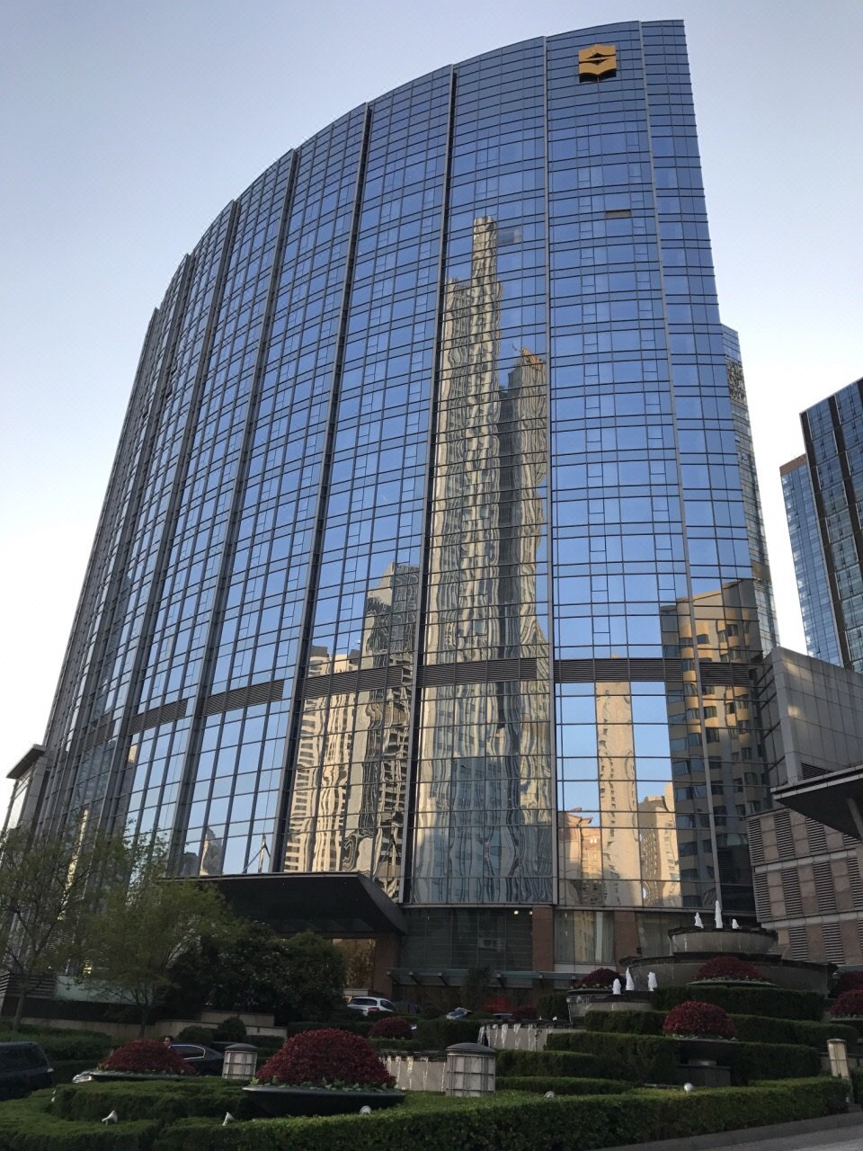 青岛香格里拉大酒店住宿一晚双人早餐当日可订