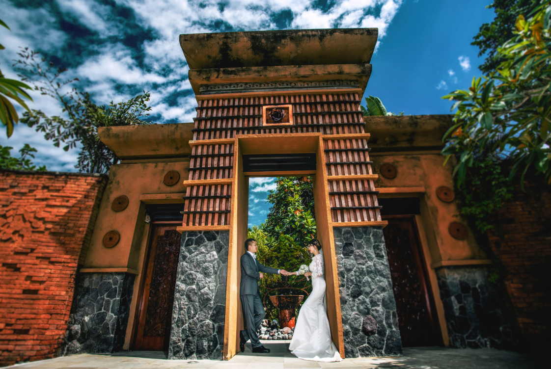 在巴厘岛或马尔代夫拍婚纱照费用