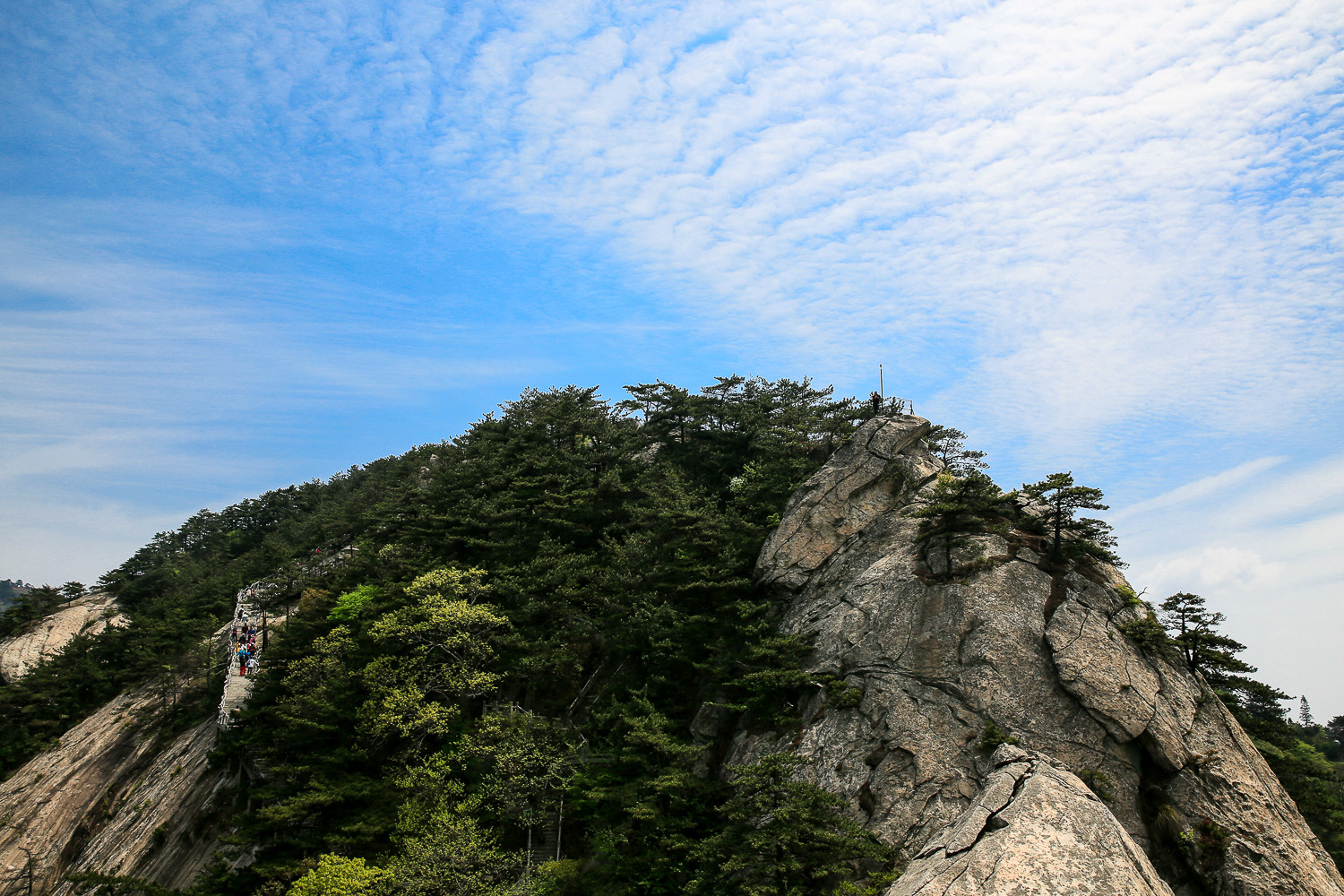 麻城龟峰山风景区       