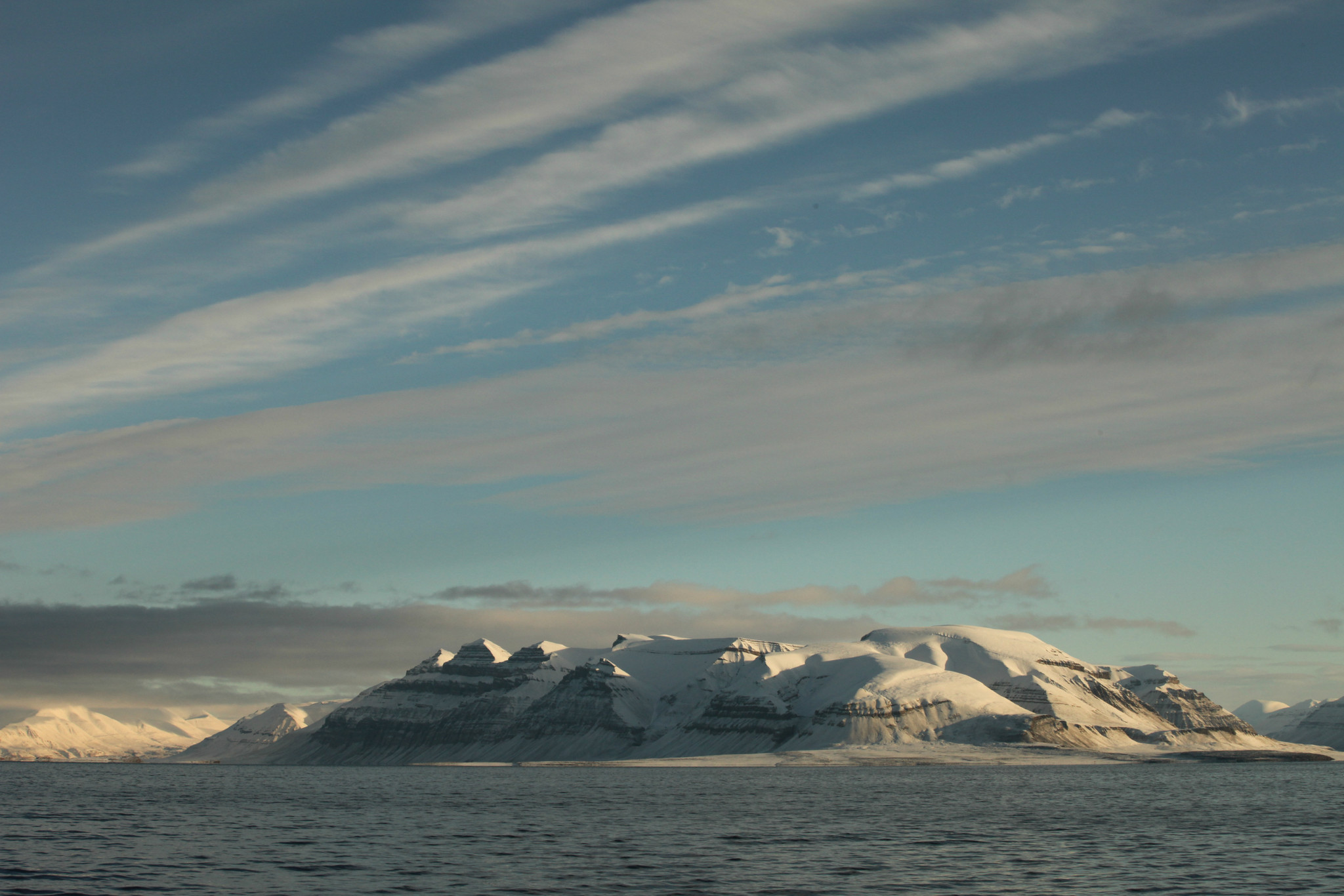 wKgB3FEZEP2ATZ_XAAbJTDtWm8887.jpeg?imageView2%2F2%2Fw%2F680%2Fq%2F90%7Cimageslim