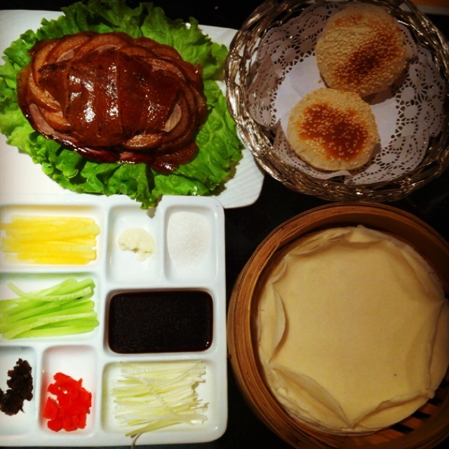 大董烤鸭脆皮水_大董烤鸭人均消费