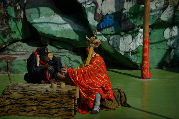 蛇年之梦,妻子产女与蛇咬之谜 蛇年之梦,妻子产女与蛇咬之谜