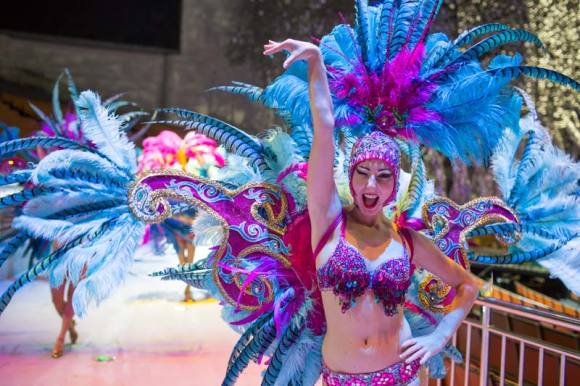 国庆中秋来厦门灵玲马戏团 观灵猴捞月赏嫦娥奔月