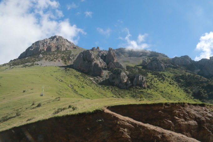 自驾游旅行视频西藏 wKgBs1e6f1CAdV2gAAjGrprKVWM63.jpeg?imageView2%2F2%2Fw%2F680%2Fq%2F90