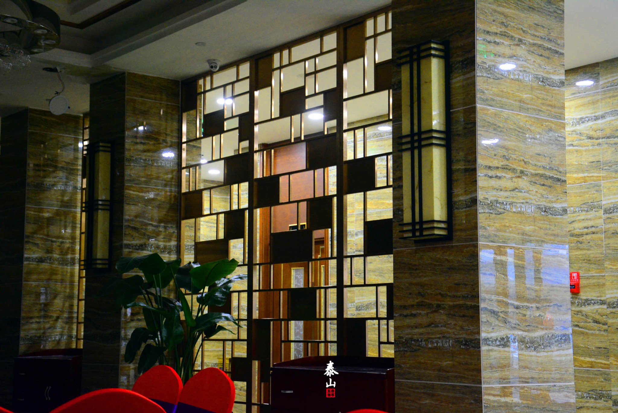 柬埔寨金边美食餐厅_金边黄杨球_金边庆记海鲜餐厅(4)