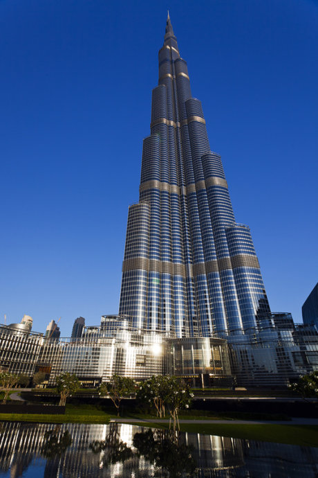 at the top 迪拜哈利法塔(burj khalifa)一千零一夜之云中漫步