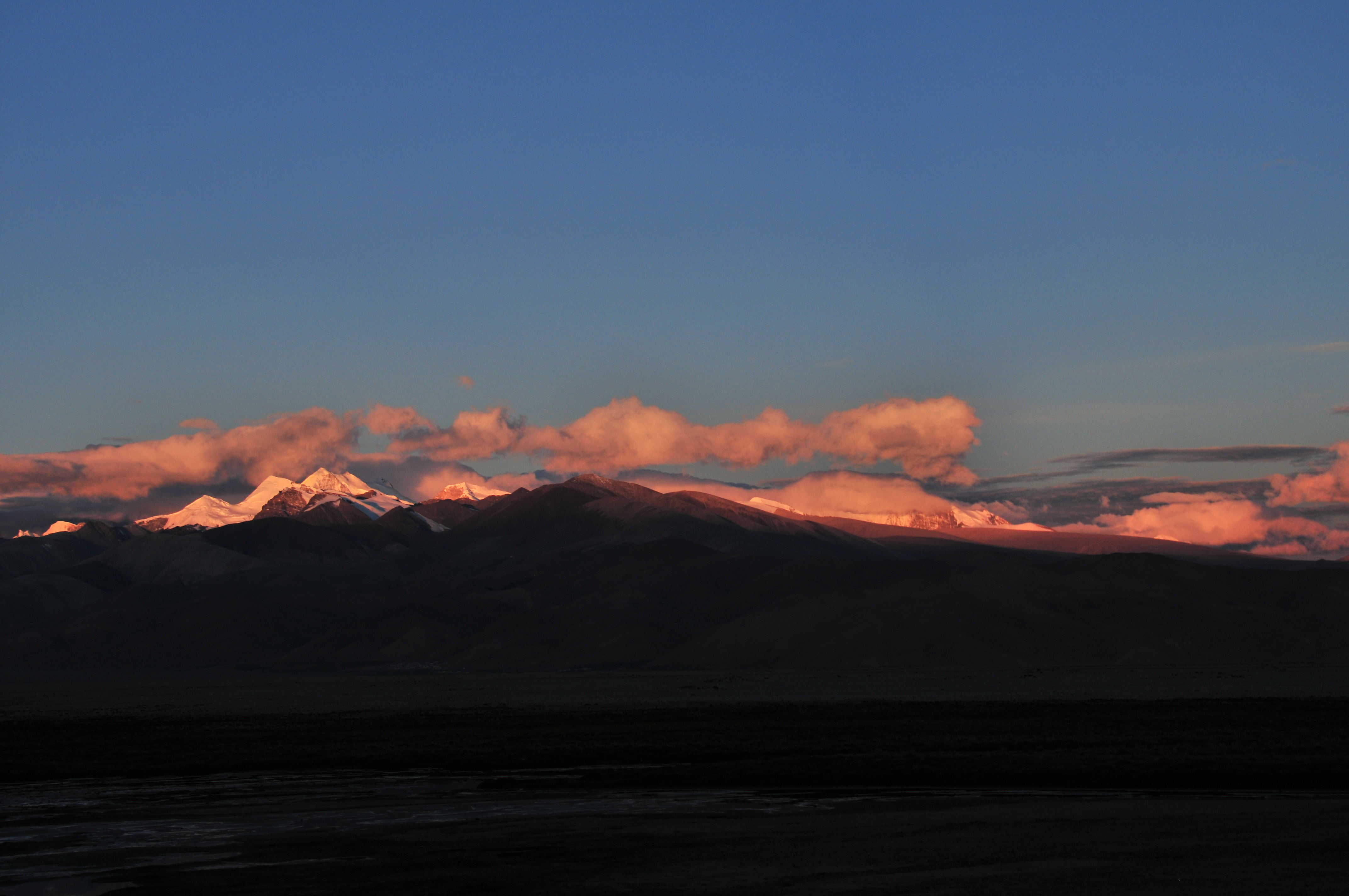 wKgBZ1mb6RyANoU1AFfkI9uO5e015.jpeg?imageView2%2F2%2Fw%2F600%2Fq%2F90