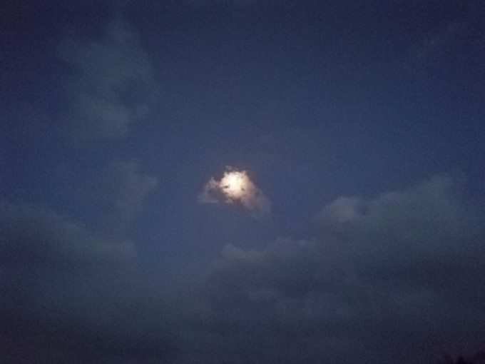 什么时候天黑得早 wKgBZ1oMMM6ACN5RAAaLXJkz0ss83.jpeg?imageView2%2F2%2Fw%2F680%2Fq%2F90%7CimageMogr2%2Fstrip%2Fquality%2F90