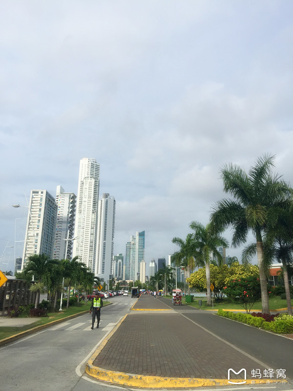美洲 巴拿马共和国首都 巴拿马城市 - 西部落叶 - 《西部落叶》· 余文博客 美洲 巴拿马共和国首都 巴拿马城市 - 西部落叶 - 《西部落叶》· 余文博客