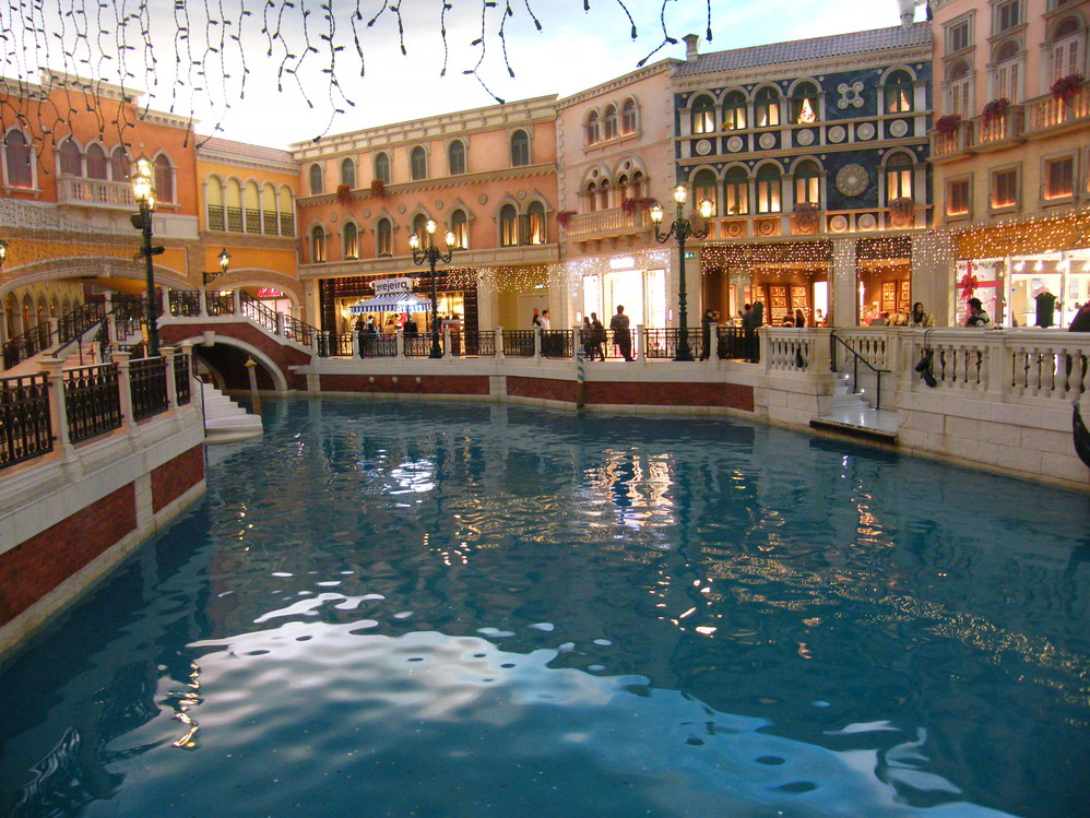 性交易gdp_加州3300按摩院收入超 8亿 违法交易偷运妇女卖淫...(2)