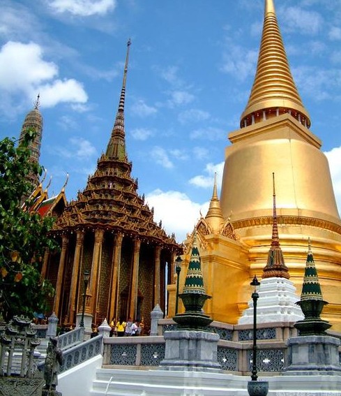 wKgB4lMlPo2AbLcGAAF_Q4RiKI021.jpeg?imageView2%2F2%2Fw%2F600%2Fq%2F90