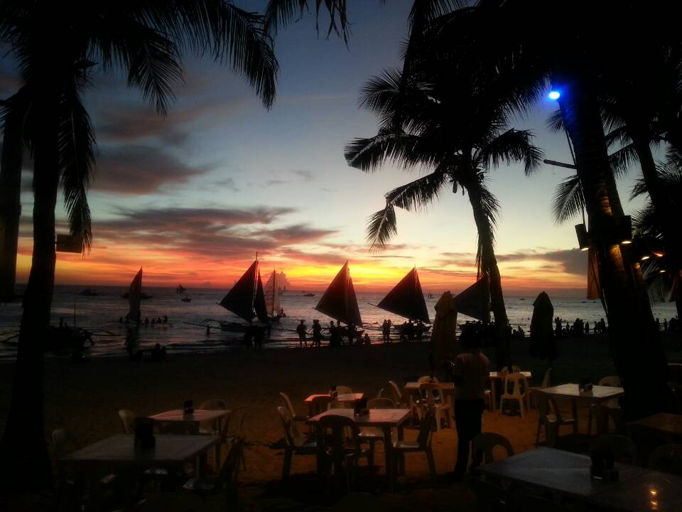 wKgB6lTAm4GAHq2lAAEC_j2uQl850.jpeg?imageView2%2F2%2Fw%2F600%2Fq%2F90