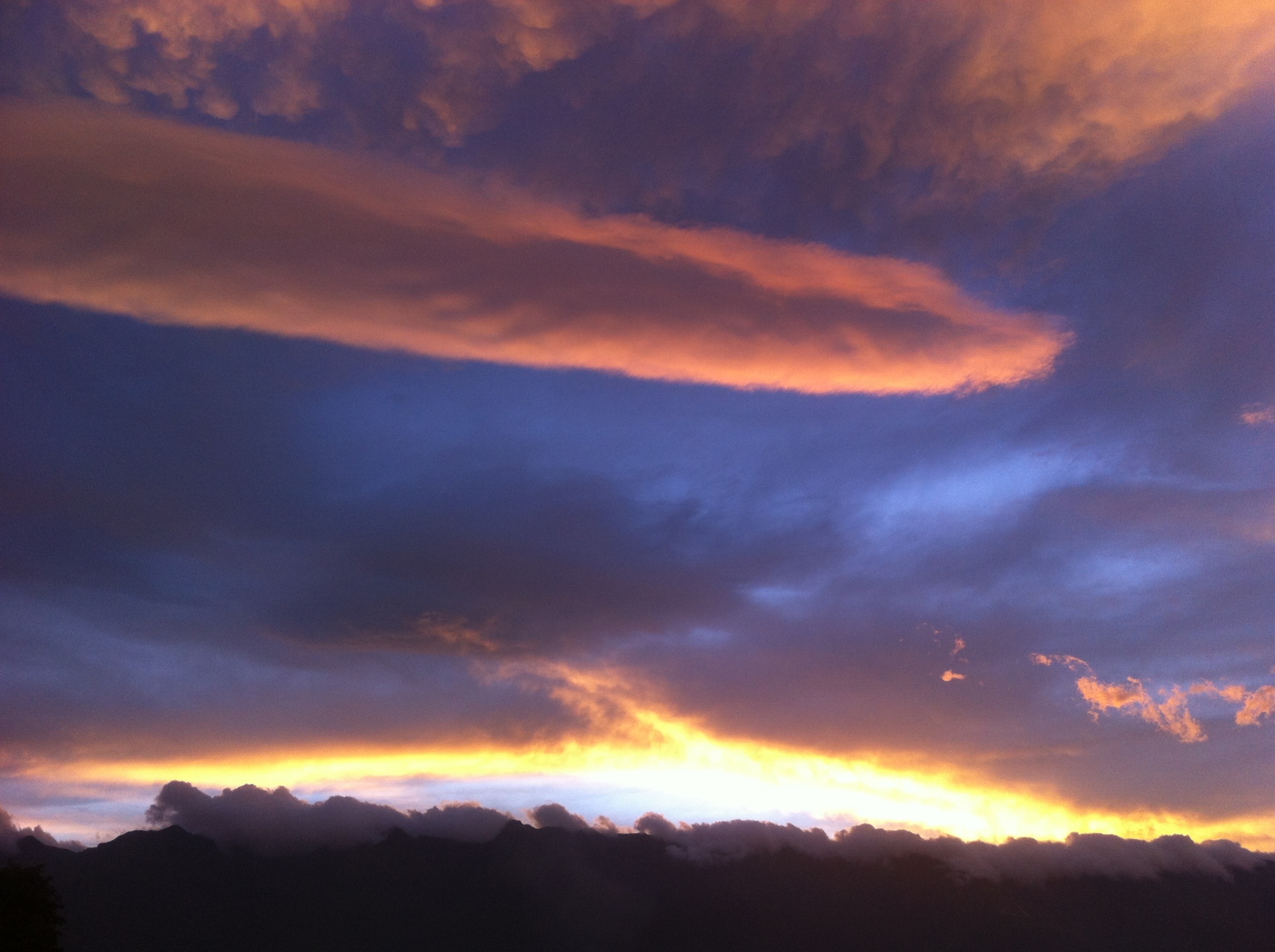 wKgB6lRccs6AIXvJAA4D1phrZV801.jpeg?imageView2%2F2%2Fw%2F680%2Fq%2F90