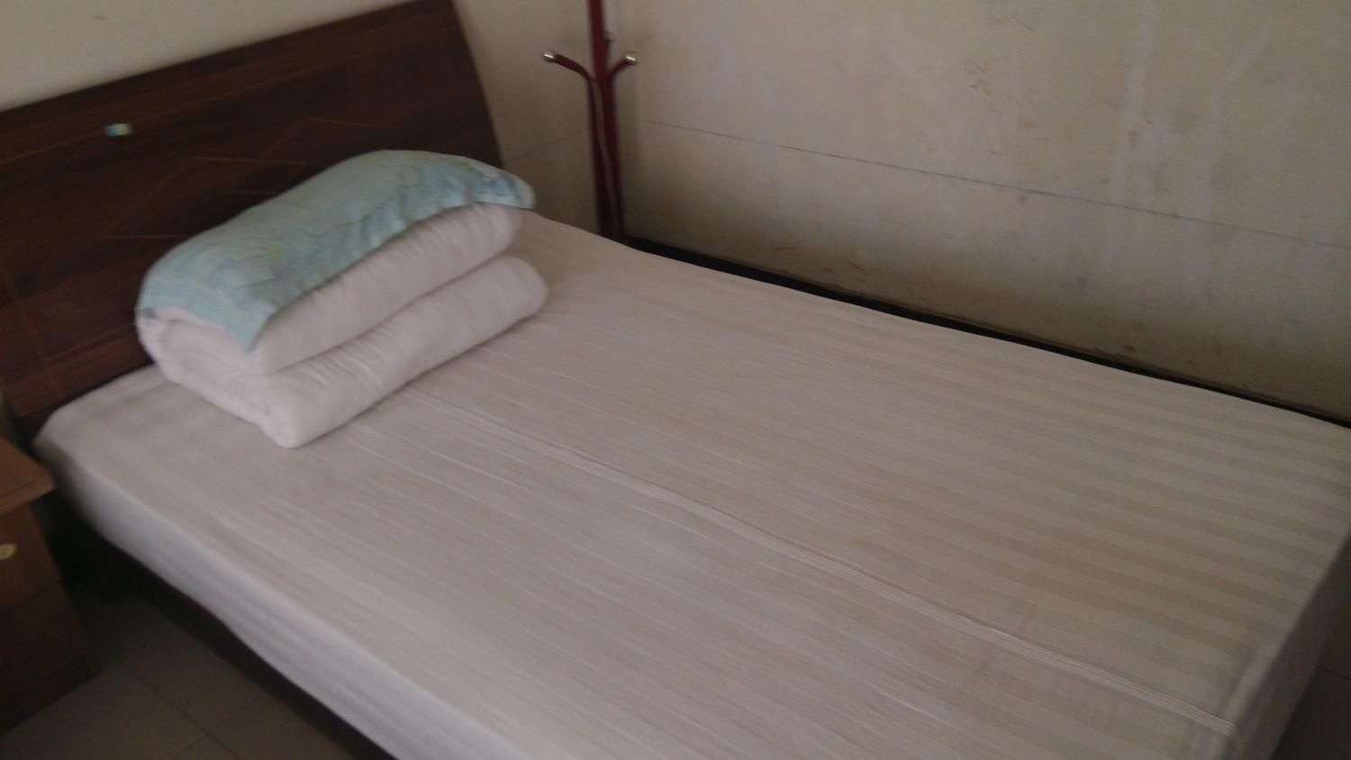 西安织带厂招待所